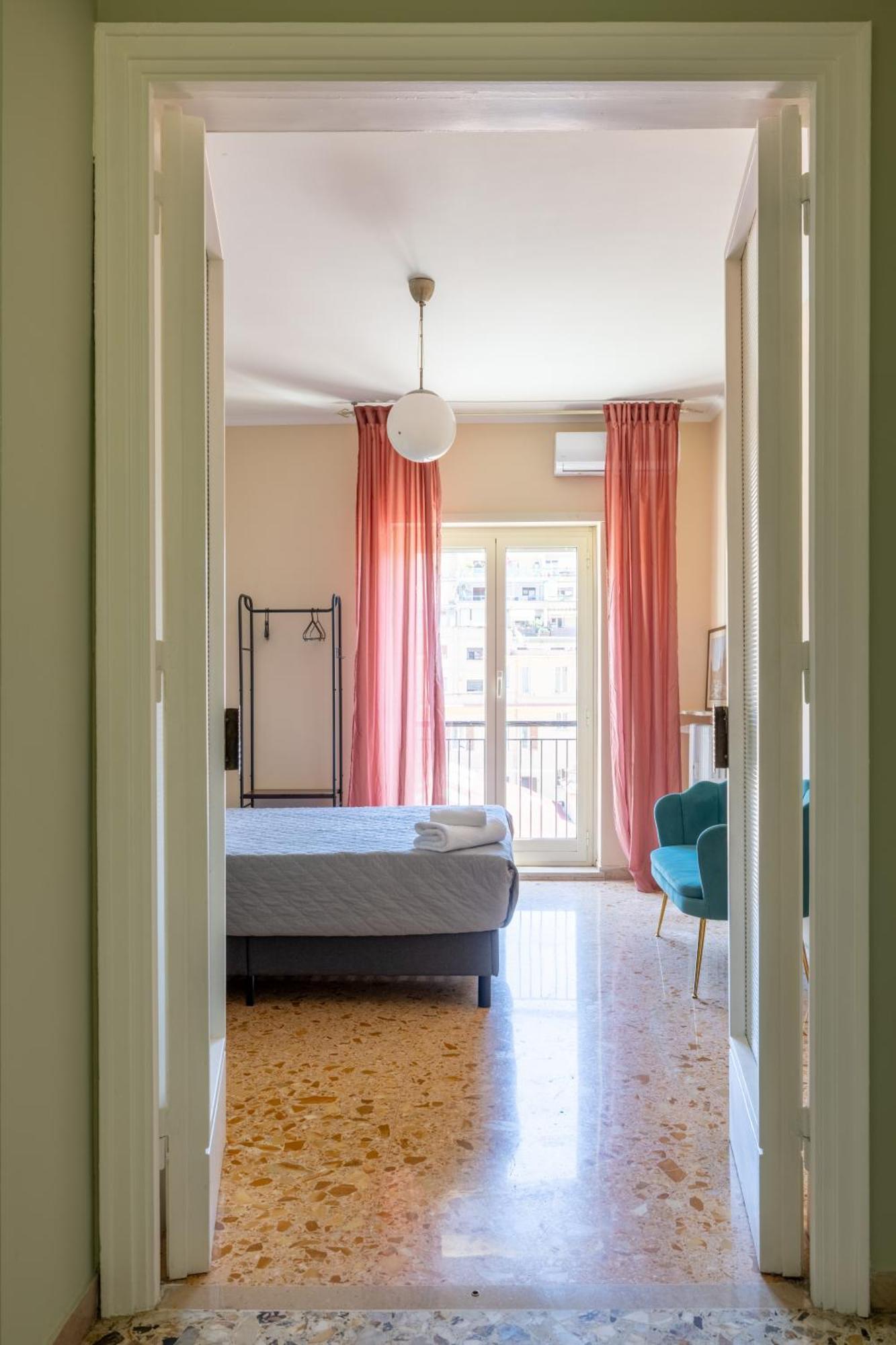 Casa Preziosa In Metro Piramide Roma Exterior foto